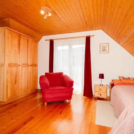 فيلة Levendula بالاتونوشود