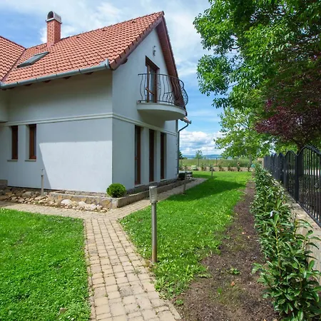 Levendula Villa *